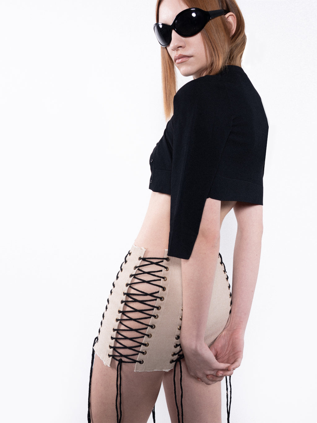 BORDERLINE SKIRT